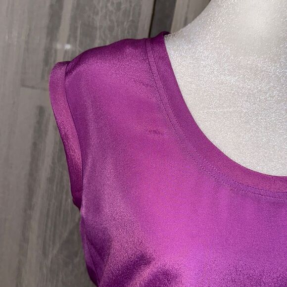 J. Crew 2 Magenta Pink Scoop Neck Lightweight Sleeveless Blouse Shell - Picture 6 of 10